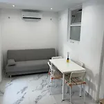 아파트 Ada